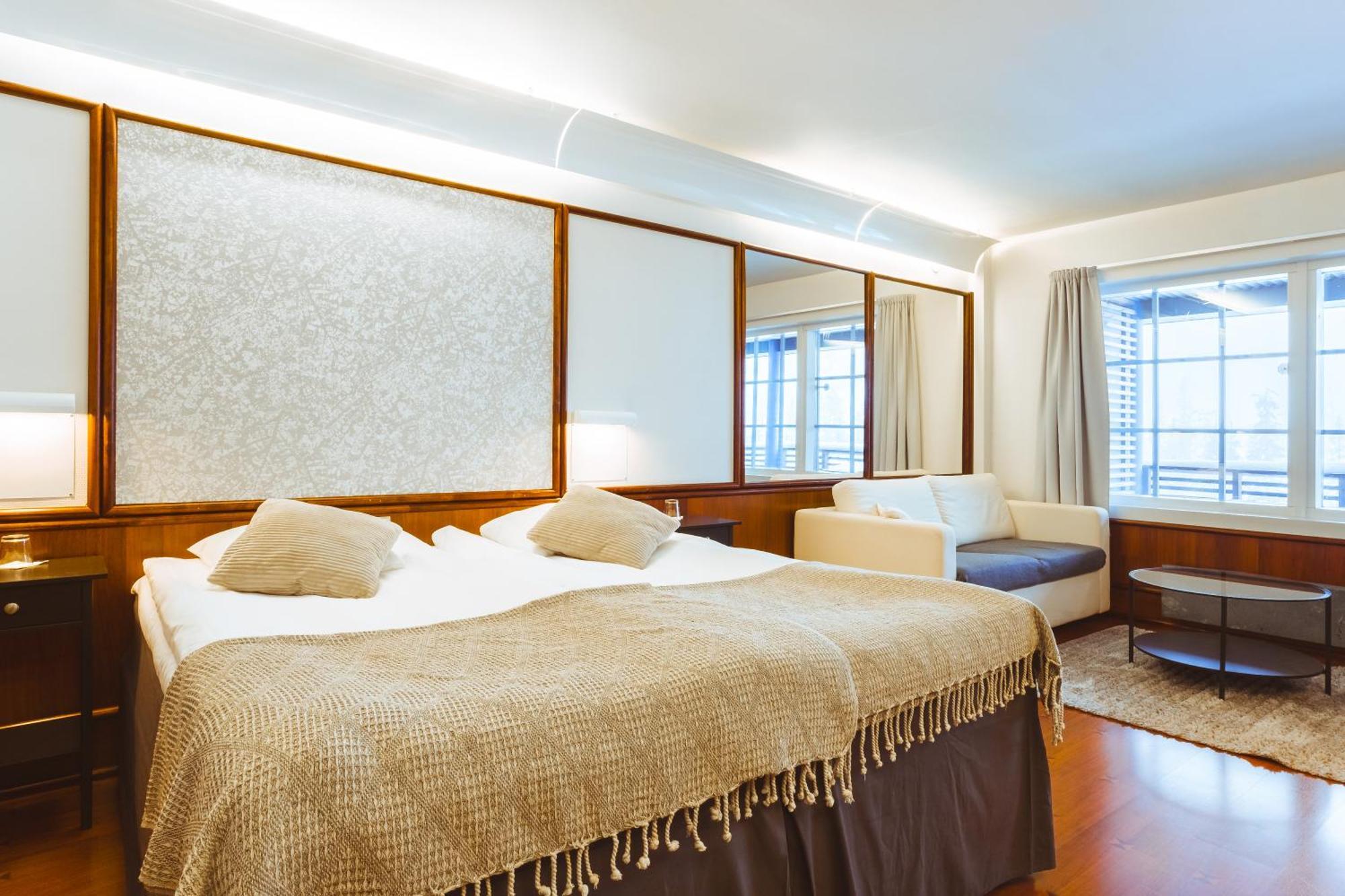 Hotel Royal Рука Екстериор снимка