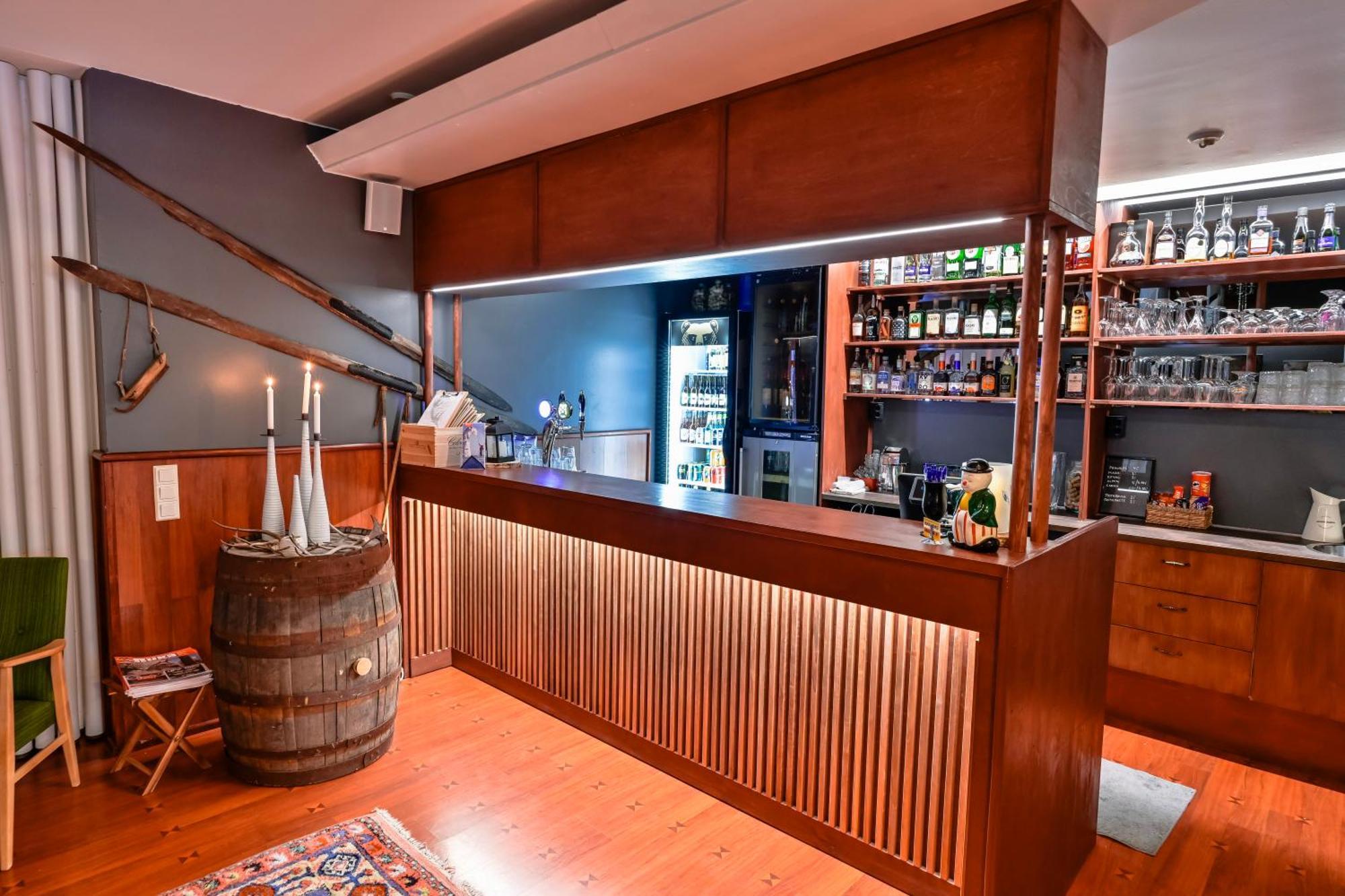 Hotel Royal Рука Екстериор снимка